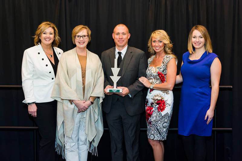 Jordan Brown receives Ivy Tech Distinguished Alumni Award